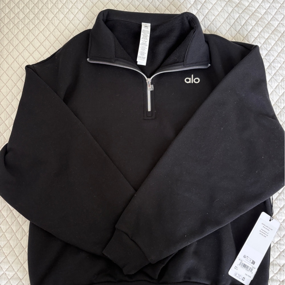ALO Yoga Black Quarter zip